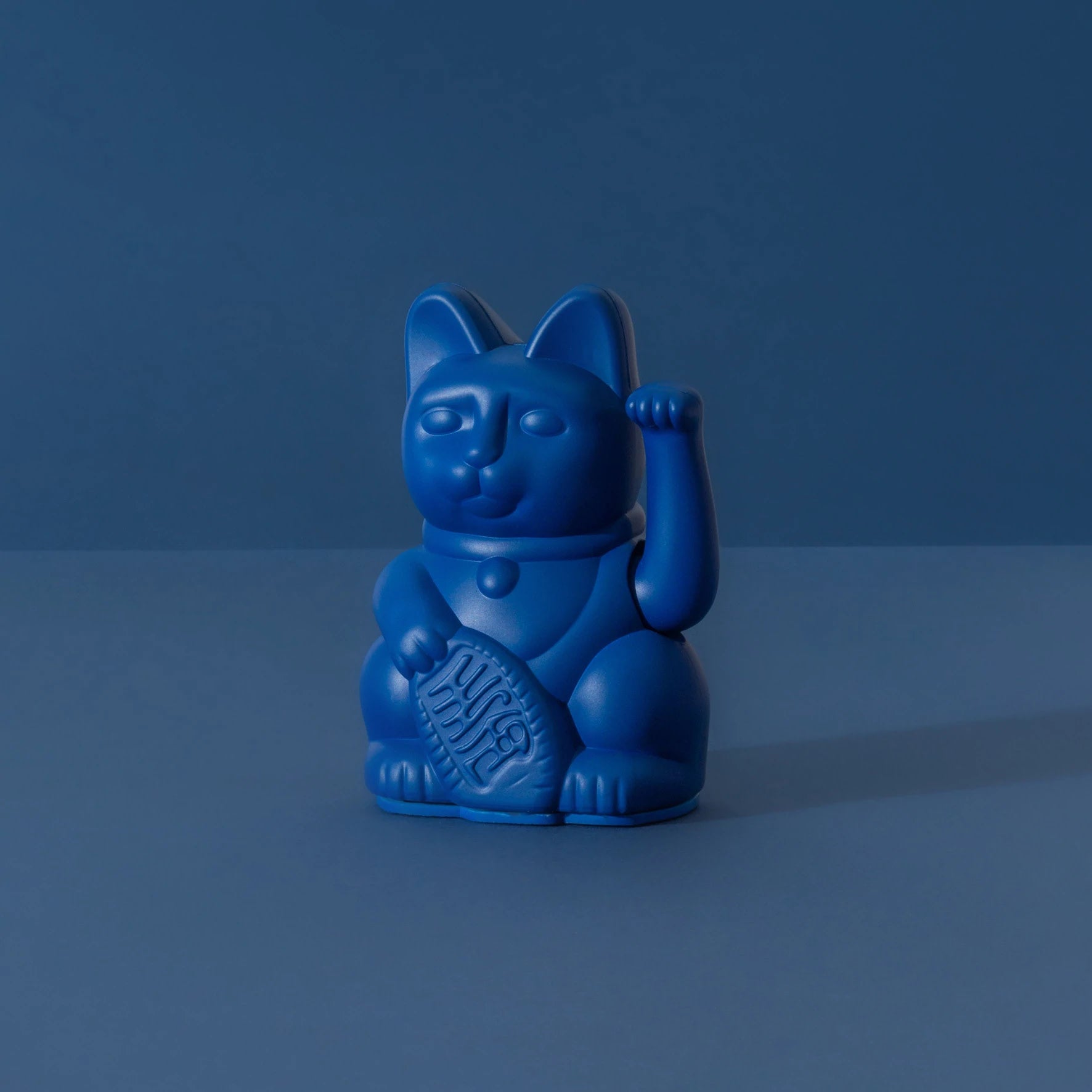 Kleine Gelukskat Maneki Neko Donkerblauw