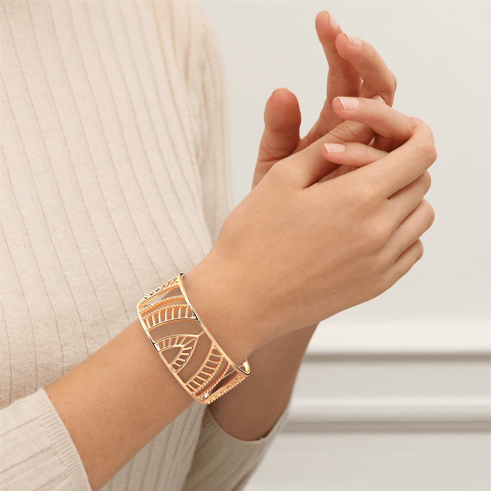 Divine golden cuff