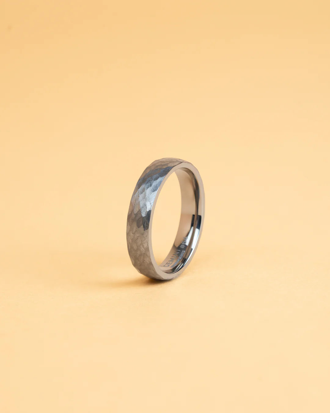 Pulso Titanium Silver Ring