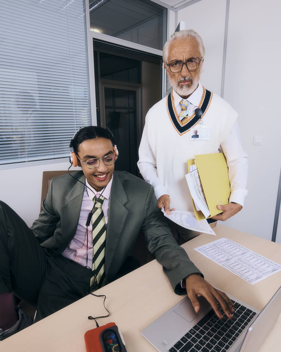 Reading Glasses - #Office Electronic Grey - Office Playground