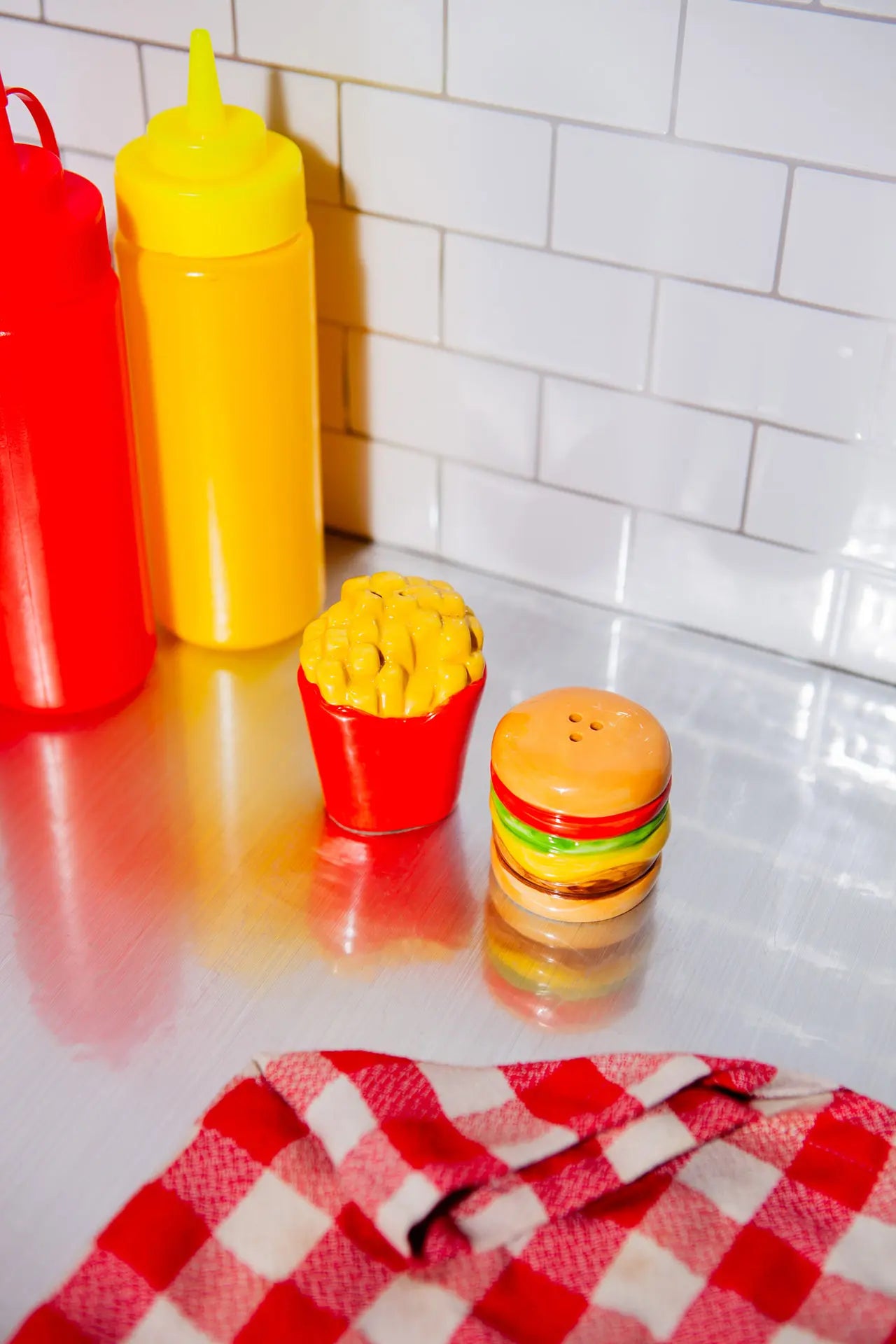 Salt and Pepper Set - Ketchup & Mustard