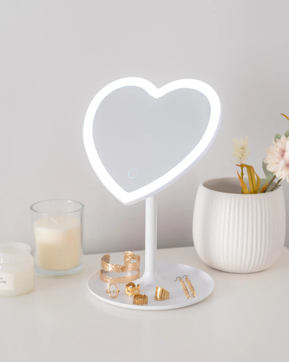 Zoé Small Heart-Shaped Mirror with LED Light