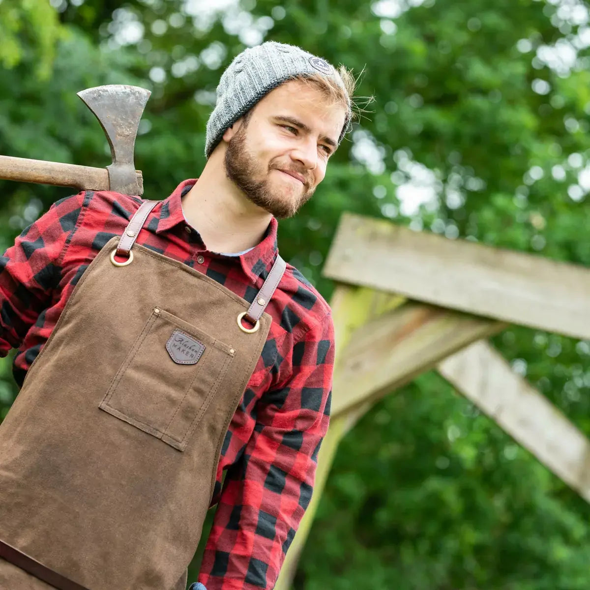 Waxed canvas apron with leather straps N°547 - Tobacco