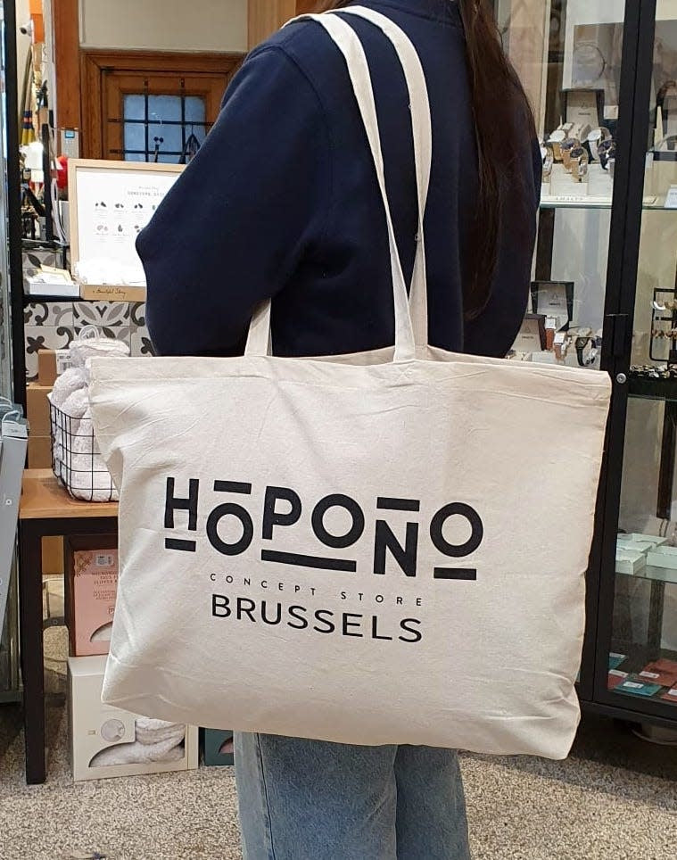 Hopono Tote Bag